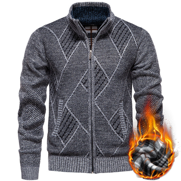 Men's cardigan with modern cable pattern and high collar Lisslune