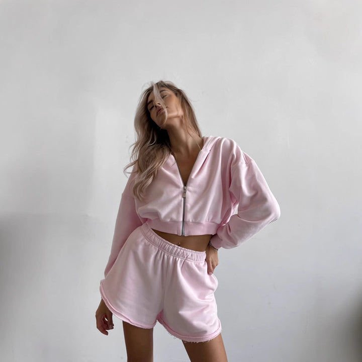 Ladies sporty and casual set with cropped hoodie and short joggers Lisslune