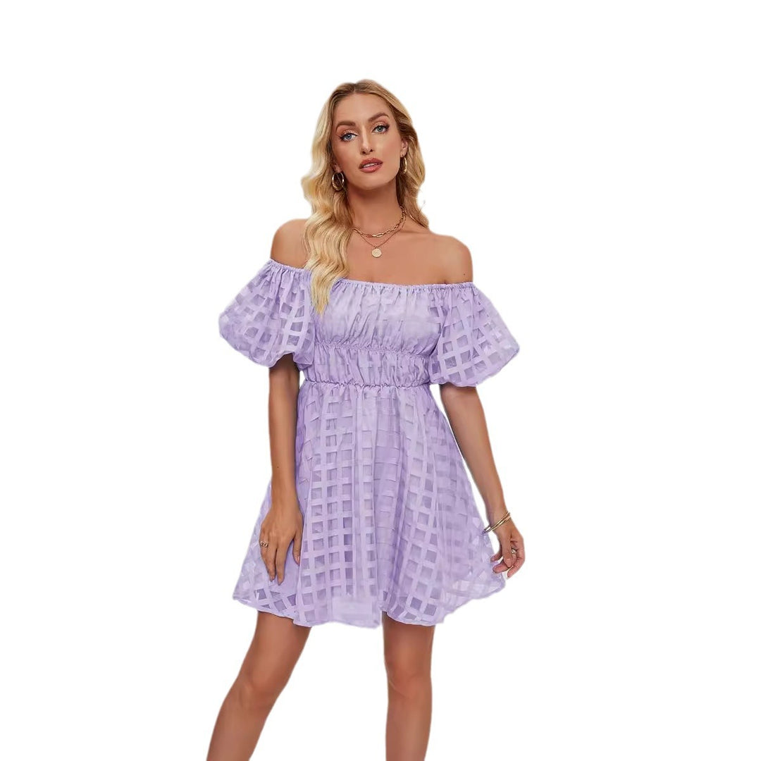 Women's casual dress in modern check pattern with puff sleeves and elastic waist