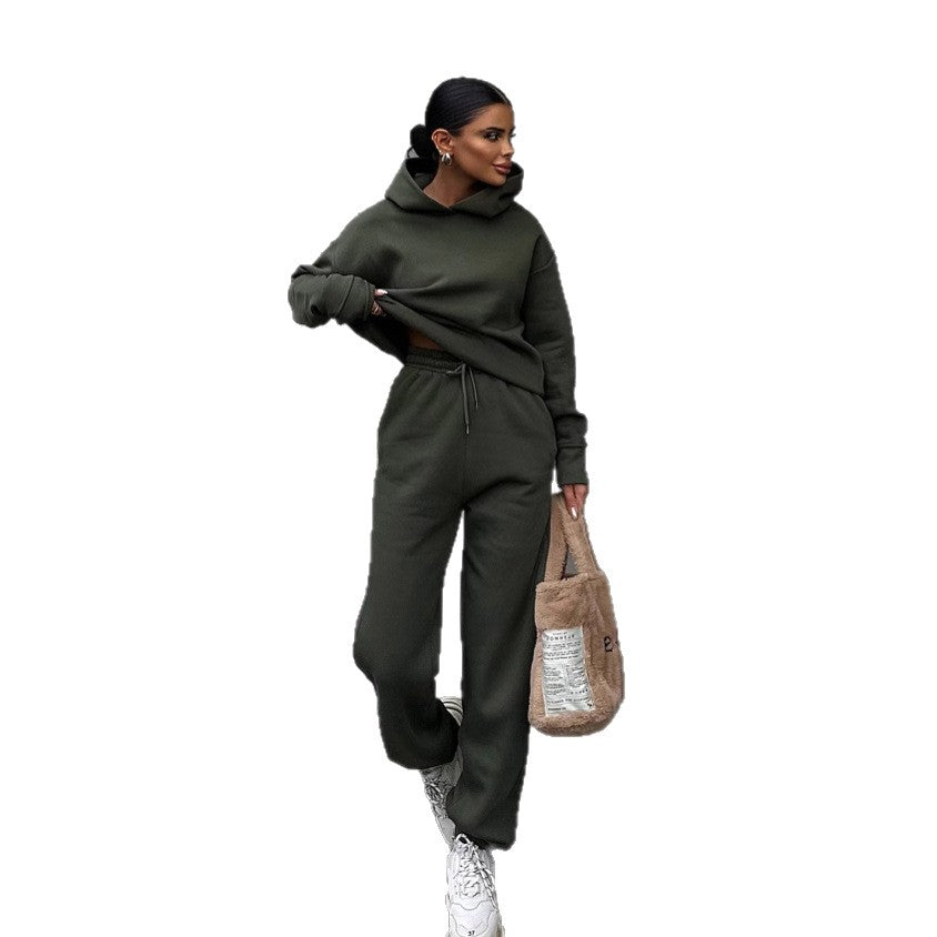 Women's sporty hoodie with elegant cut Lisslune