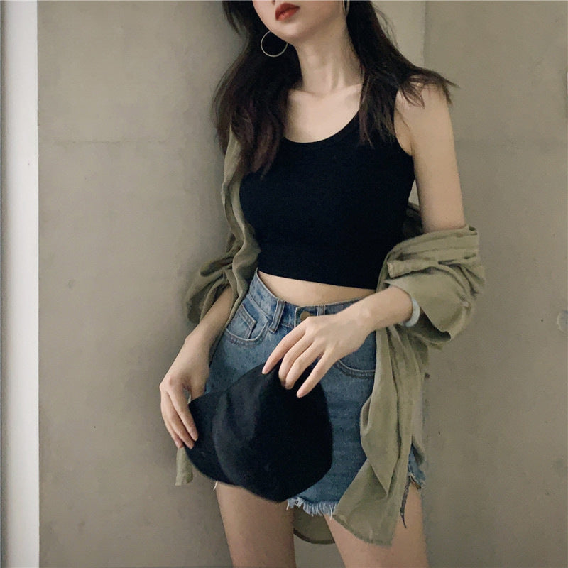 Women's crop top made of breathable cotton with a slim fit Lisslune