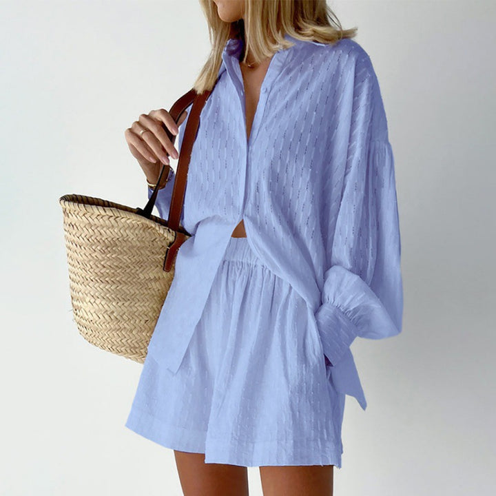 Women's stylish short sleeve pajama set with textured surface finish Lisslune