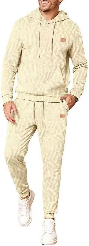 Men's sporty lounge set with stylish hood and practical pockets Lisslune