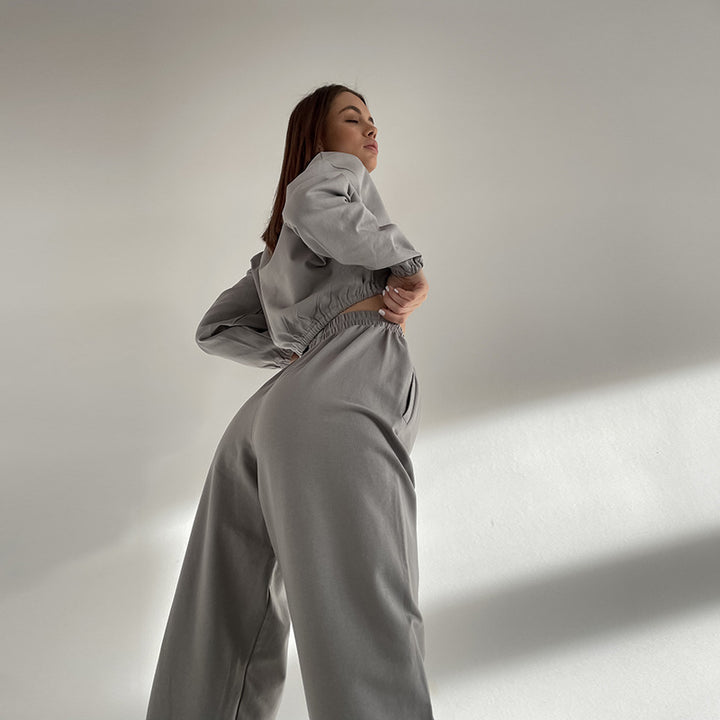 Ladies sporty loungewear set with loose fit and elastic waist Lisslune
