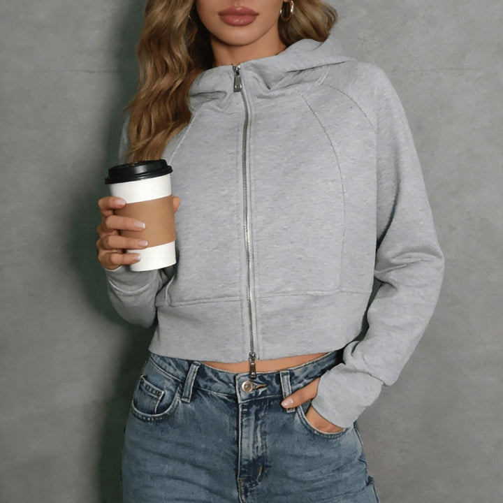 Ladies sporty and fashionable jacket with hood Lisslune