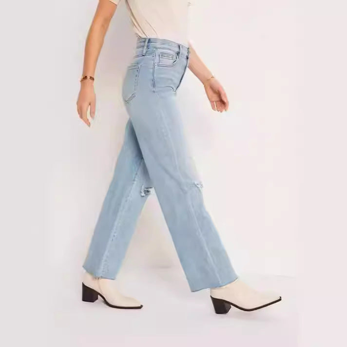 Ladies High-Waist Jeans with frayed hem and trendy rip details Lisslune