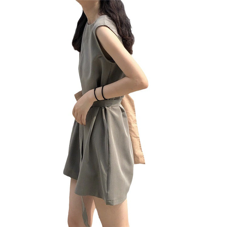 Women's jumpsuit with tailored design and practical pockets Lisslune