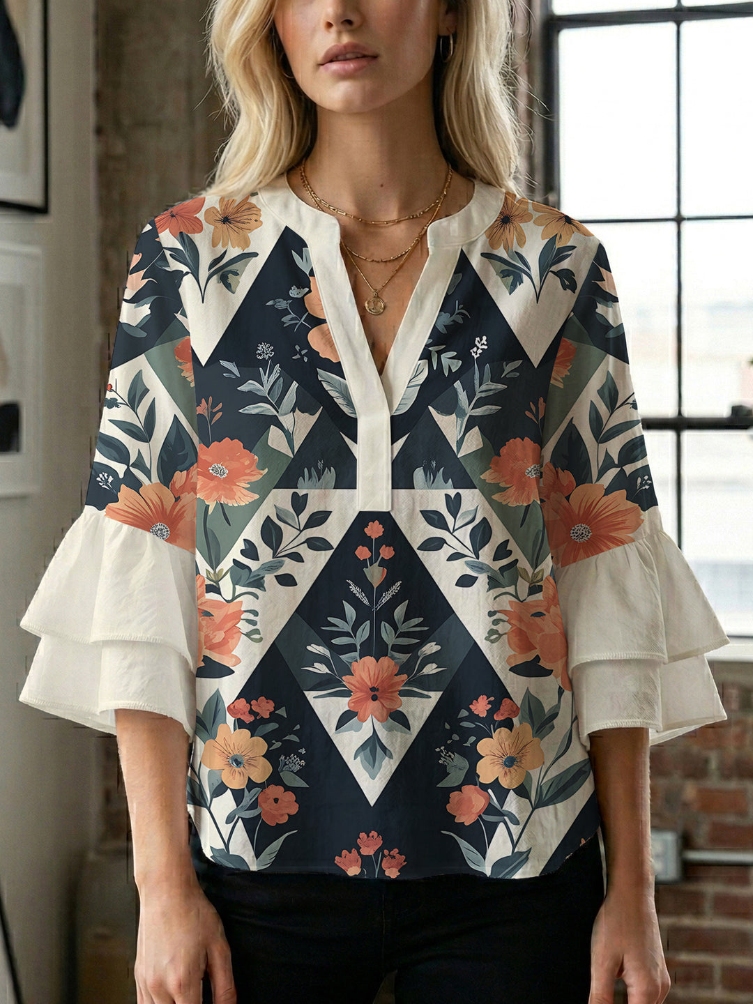Women's blouse with voluminous ruffled sleeves and modern design Lisslune