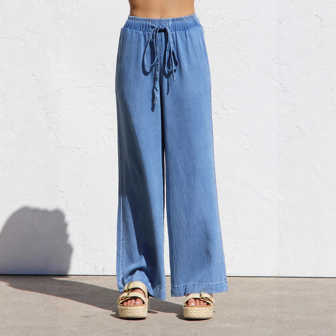Women's loose, comfortable summer pants with adjustable waistband and relaxed fit