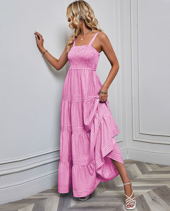 Women's maxi dress with sophisticated pleated design and elastic top Lisslune