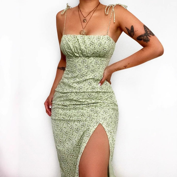 Women's midi dress with subtle floral pattern and slit Lune London