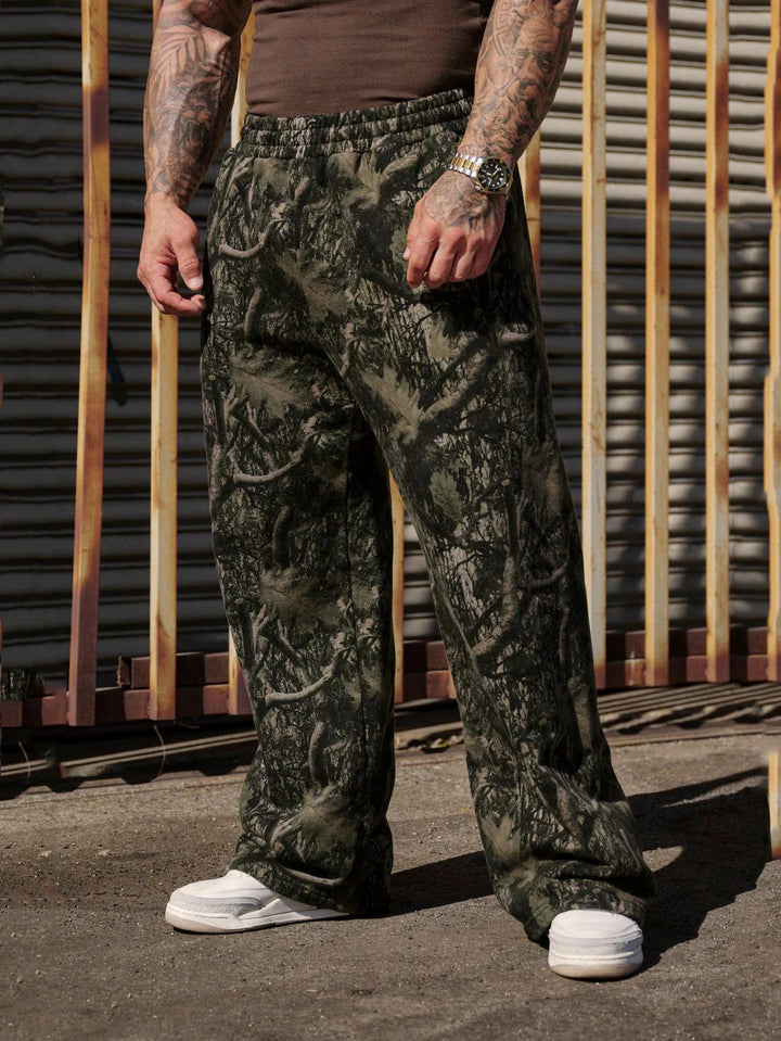 Men's cargo pants in a casual camouflage look with practical elastic waistband Lisslune