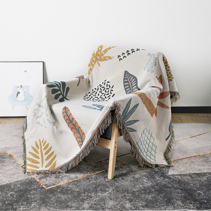 Rynx | Apartment decor inspiration Household flowers sofa blanket Polyester cotton 130 * 160cm with tassels Universal lounge blanket Coffee table tablecloth