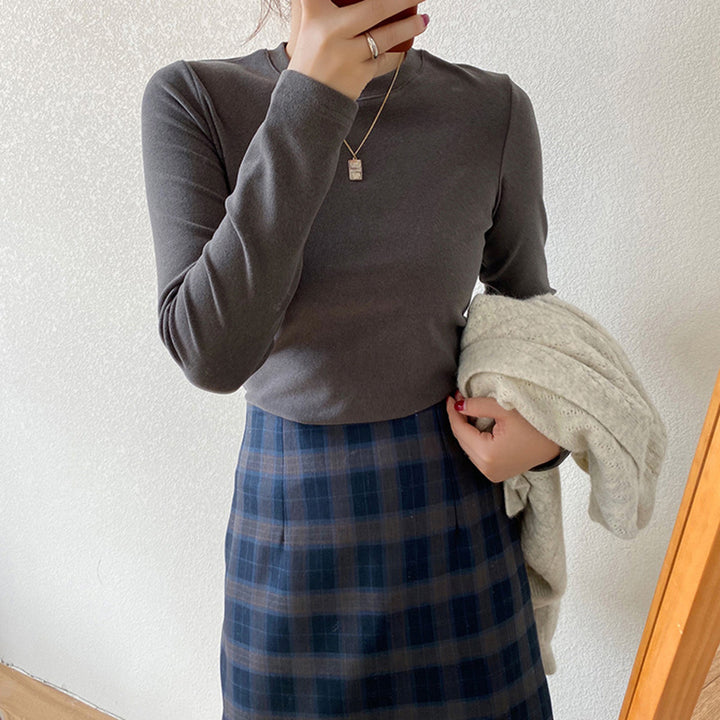Women's long-sleeve shirt made of soft cotton fabric with a casual cut Lisslune