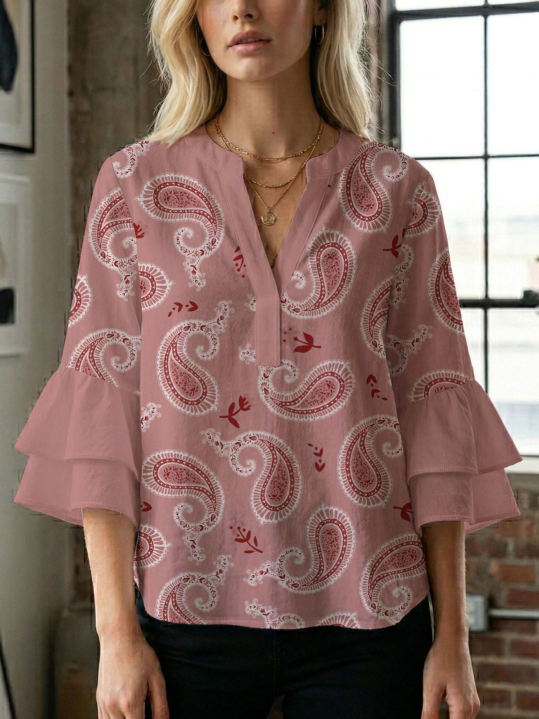 Women's blouse with voluminous wing sleeves and intense leaf pattern Lisslune