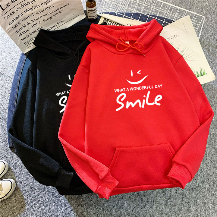 Women's hoodie with cheerful smile print Lisslune