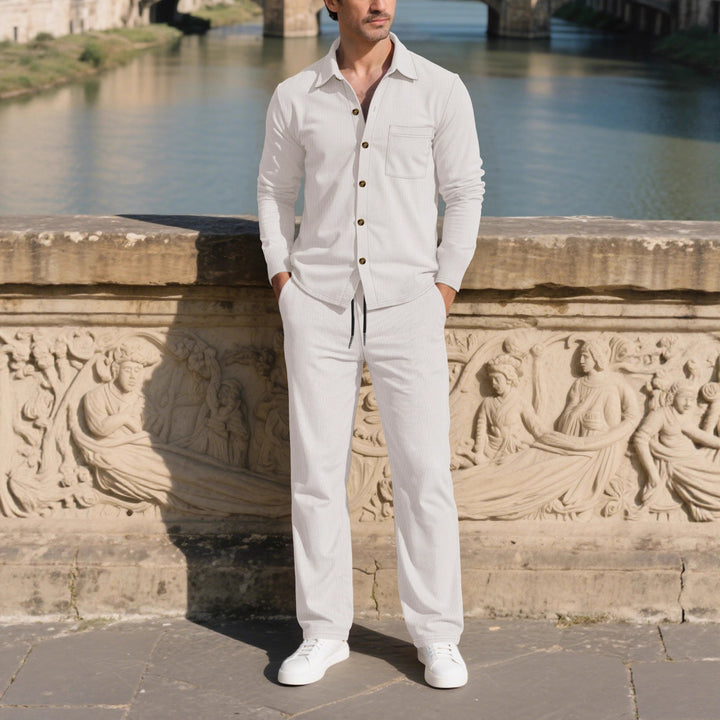 Men's elegant leisure suit with textured design and practical pockets Lisslune