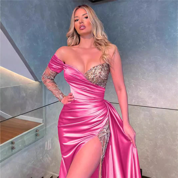 Women's Glamorous Evening Dress with Shimmering Sequins and High Slit Lisslune