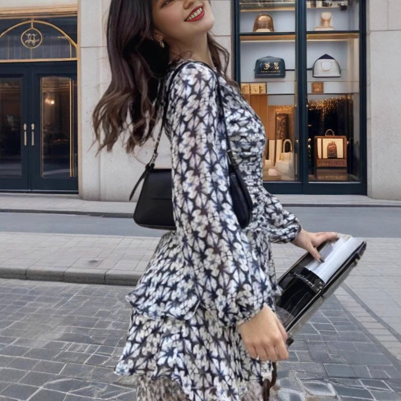 Ladies flowing summer dress with voluminous skirt and ruffle details Lisslune