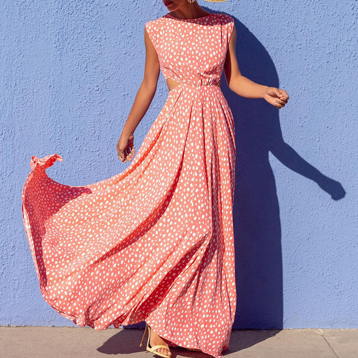 Women's maxi polka dot dress with sophisticated cut and elegant details