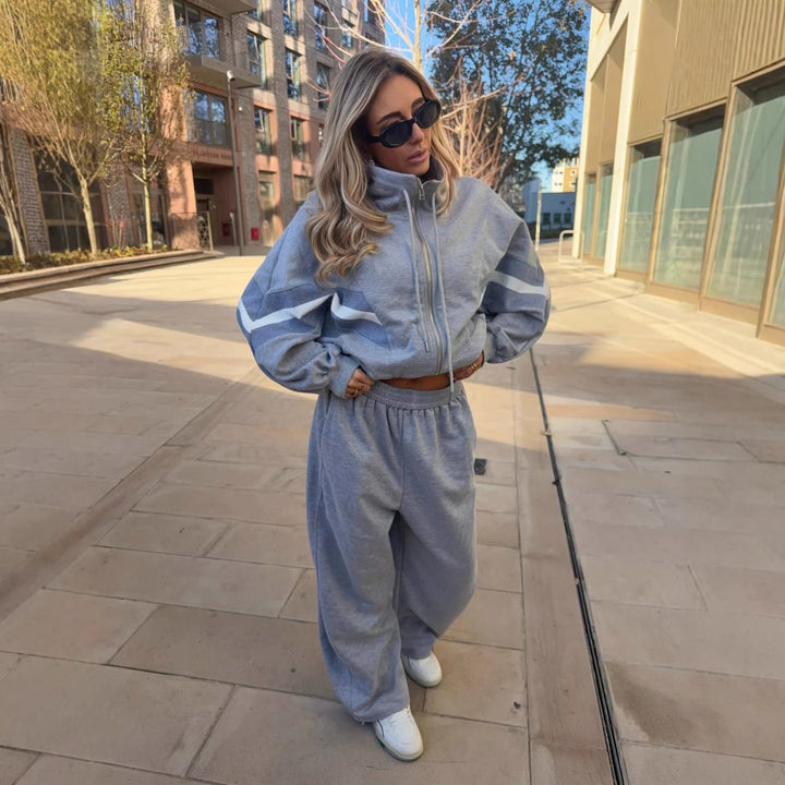 Women's sporty loungewear set with high collar and wide leg Lisslune