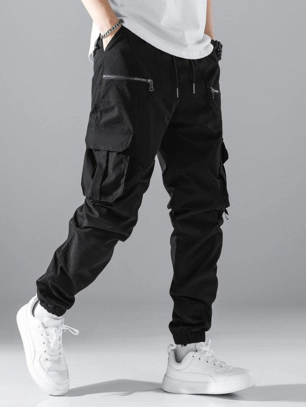 Men's stylish cargo jogger pants with practical pocket design Lisslune