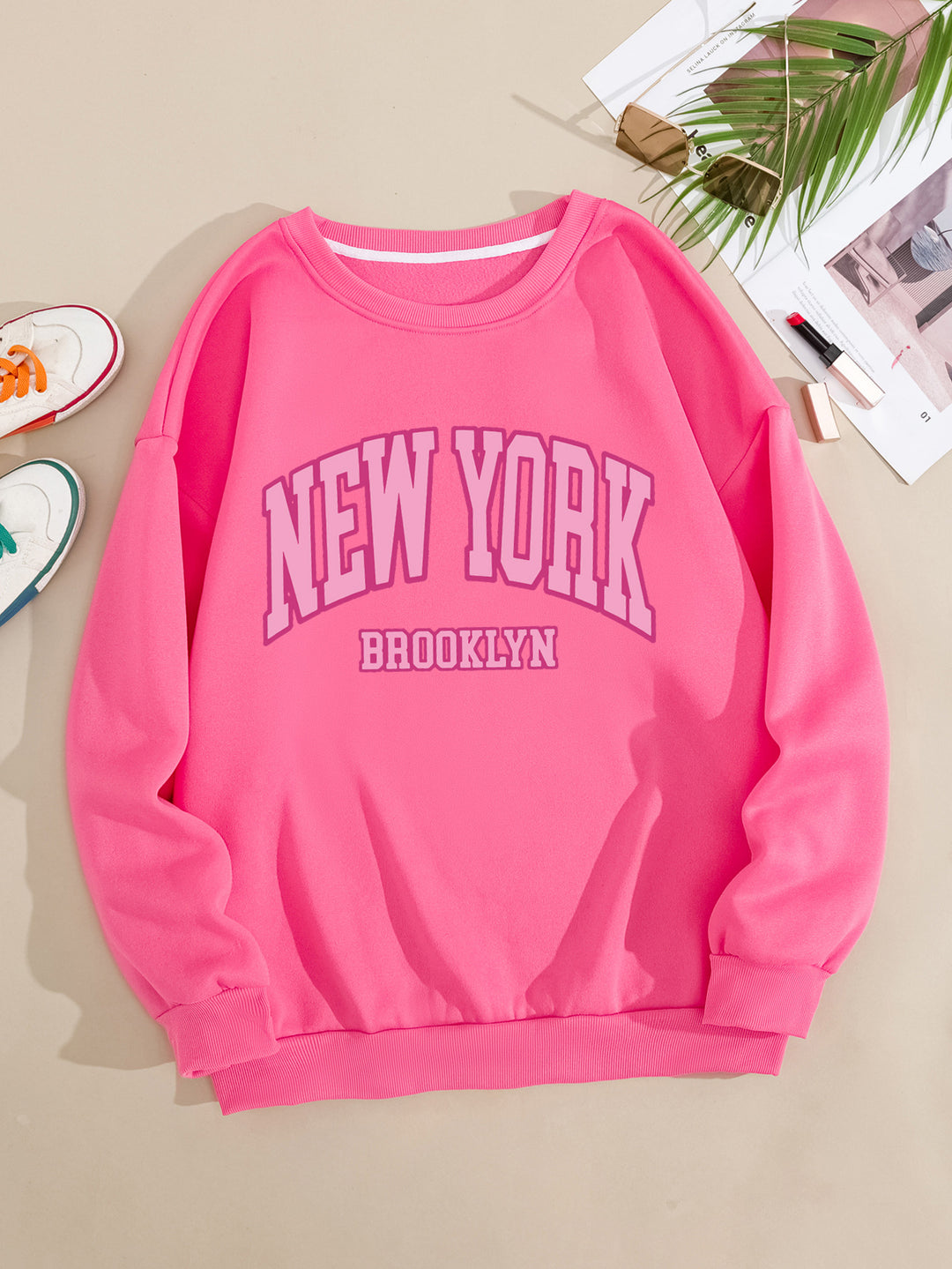 Women's casual sweater with striking NYC print Lisslune