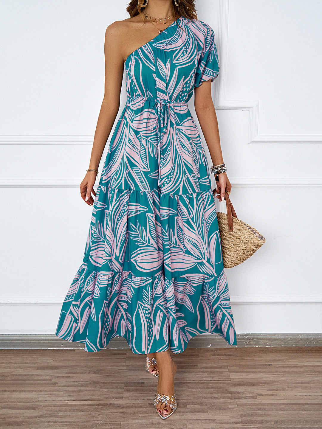 Women's maxi dress in asymmetrical design with floral pattern and wrap belt Lisslune