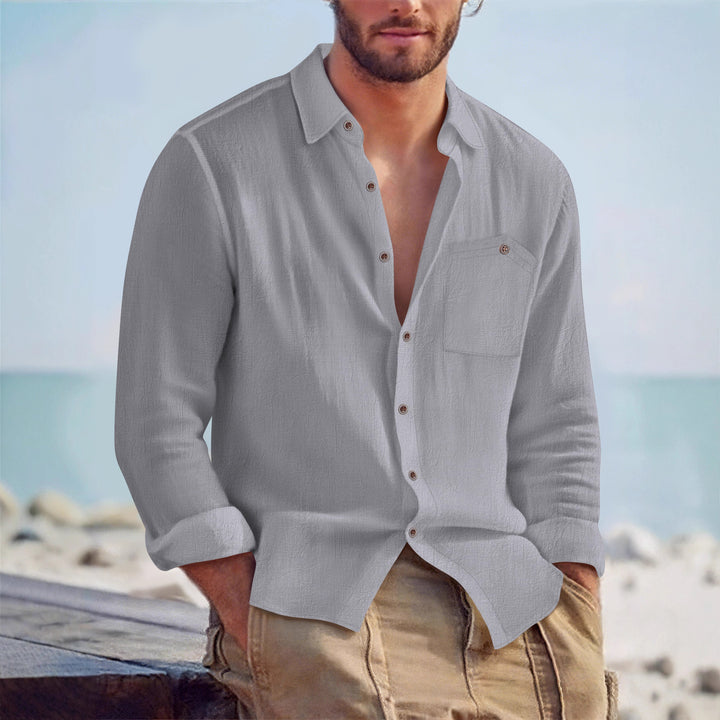 Men's casual shirt with a relaxed fit and practical chest pocket Lisslune