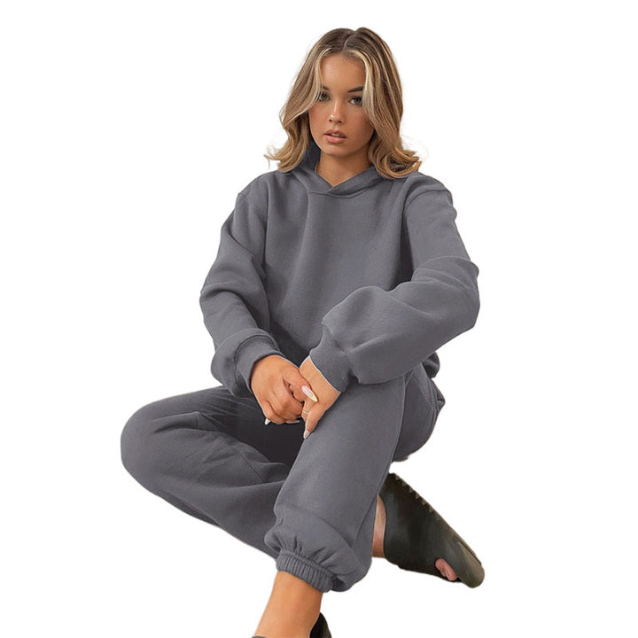 Women's comfortable hooded suit made of high-quality sweatshirt material Lisslune