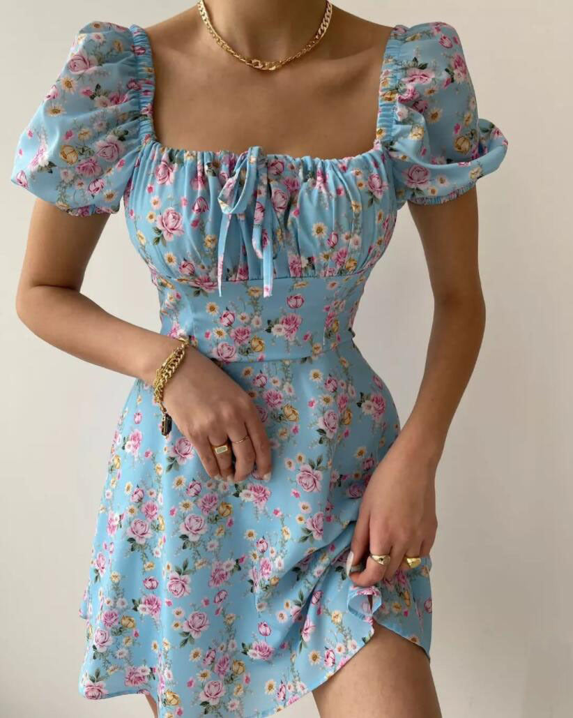 Ladies mini dress with voluminous puff sleeves and floral pattern Lisslune