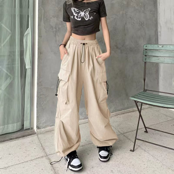 Women's cargo pants with practical side pockets and elastic waistband