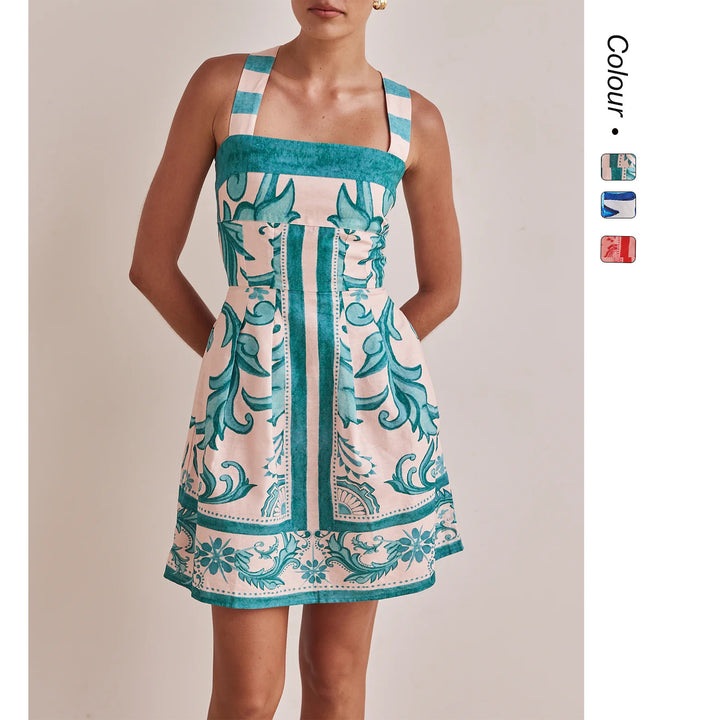 Women's summer dress with elegant design and practical pockets