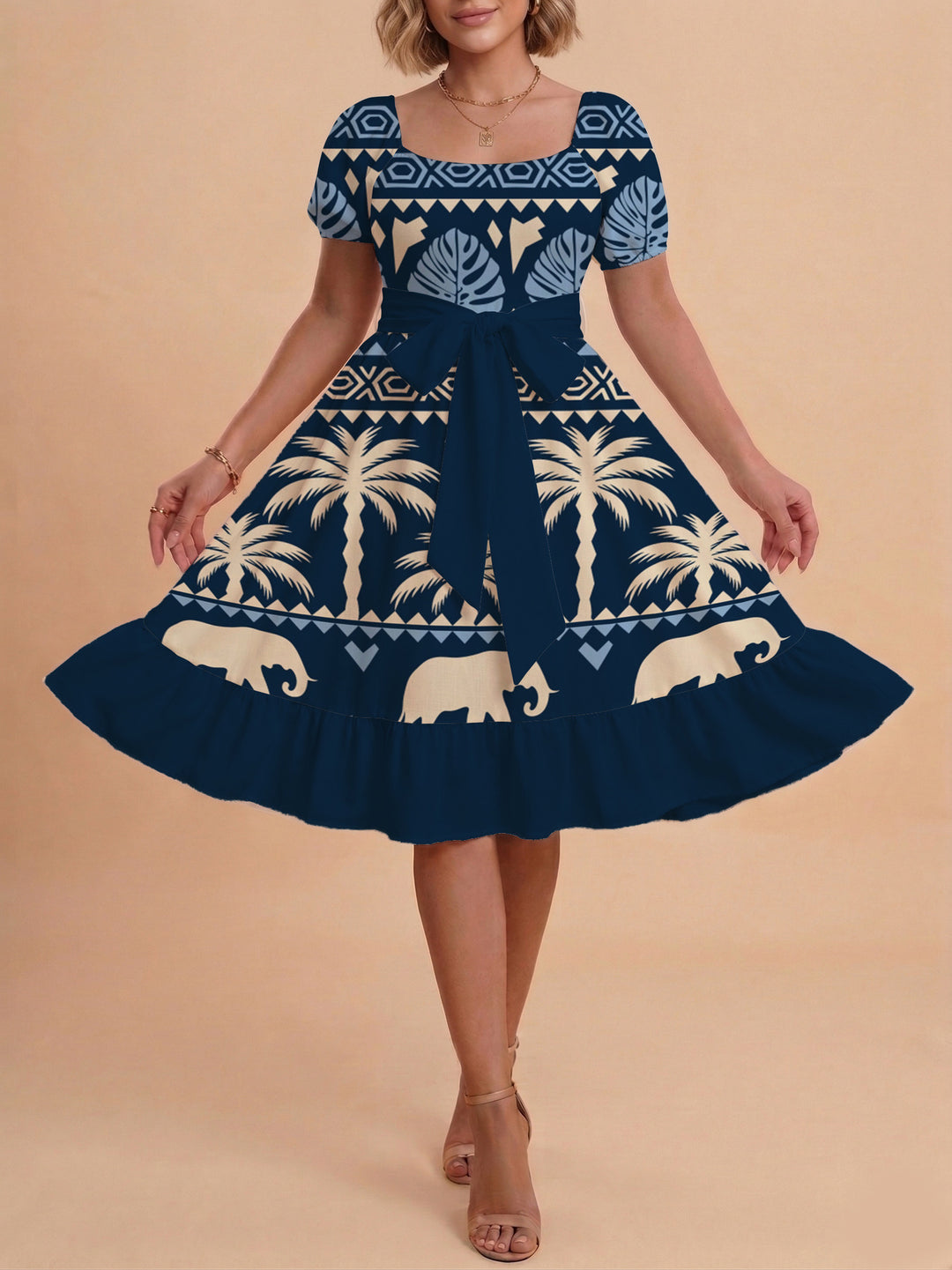 Women's dress with tailored fit and playful floral pattern Lisslune