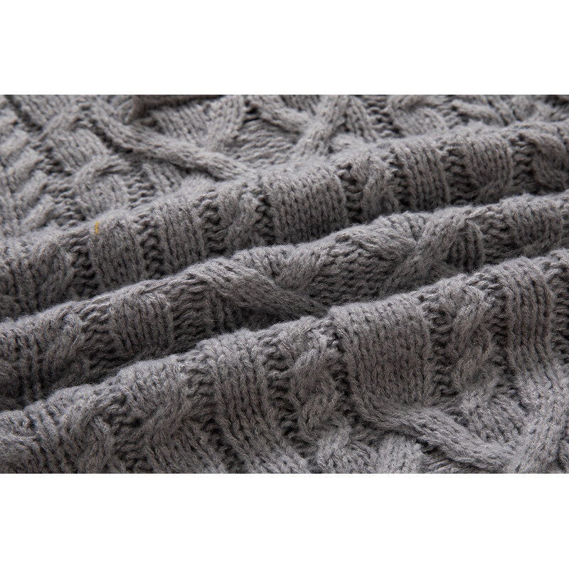 Men's chunky knit sweater with shawl collar and refined cable pattern Lisslune