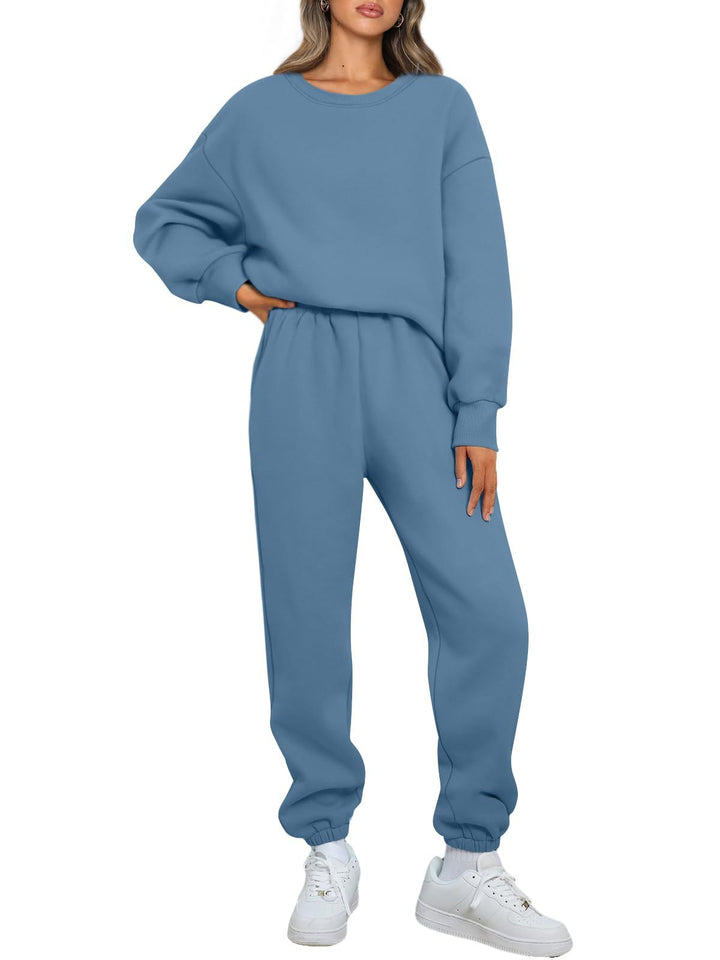 Women's comfortable leisure suit with oversized cut and elastic waistband Lisslune