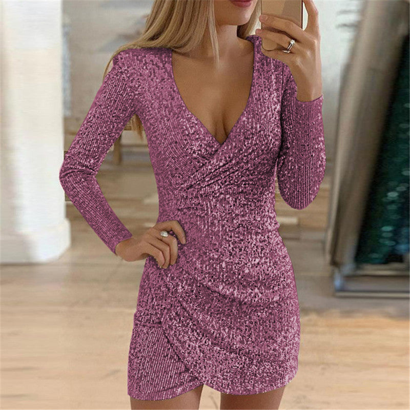 Women's sparkling party dress with figure-flattering cut and V-neck