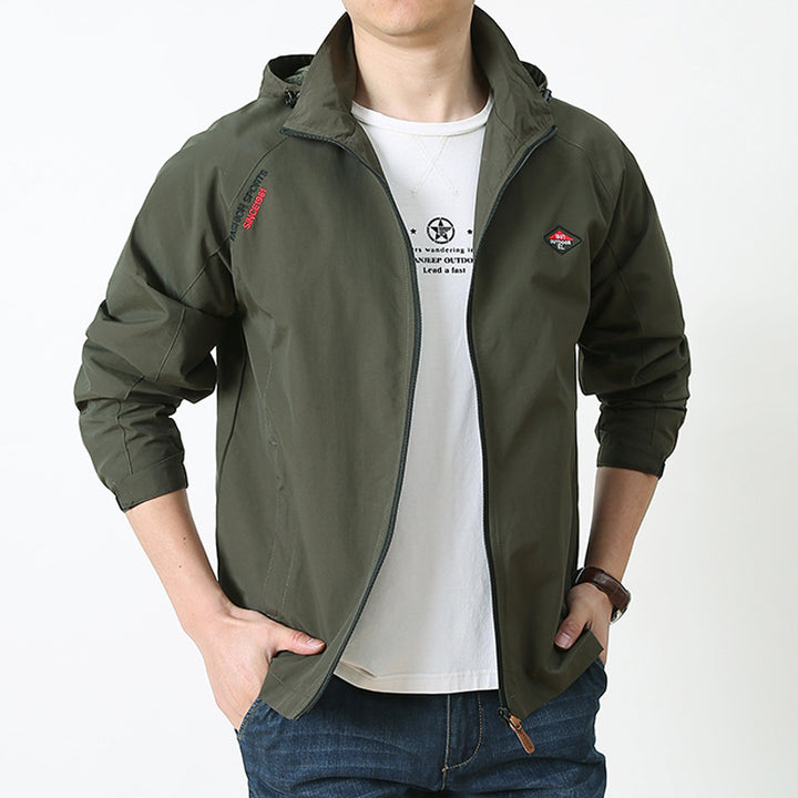 Men's Lightweight Outdoor Jacket with Breathable Material and Practical Design Lisslune