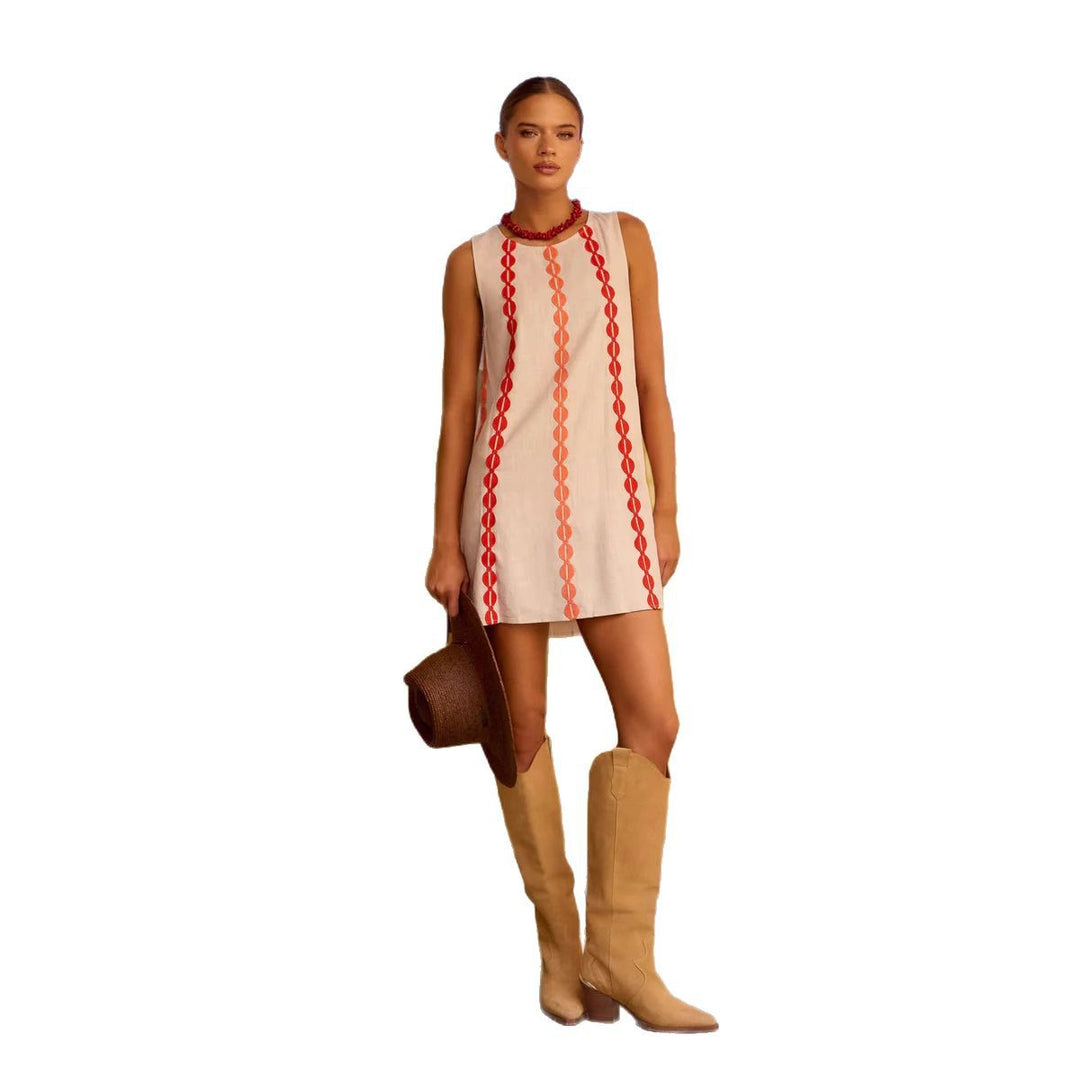 Ladies summer linen dress in elegant A-line cut with embroidered accents