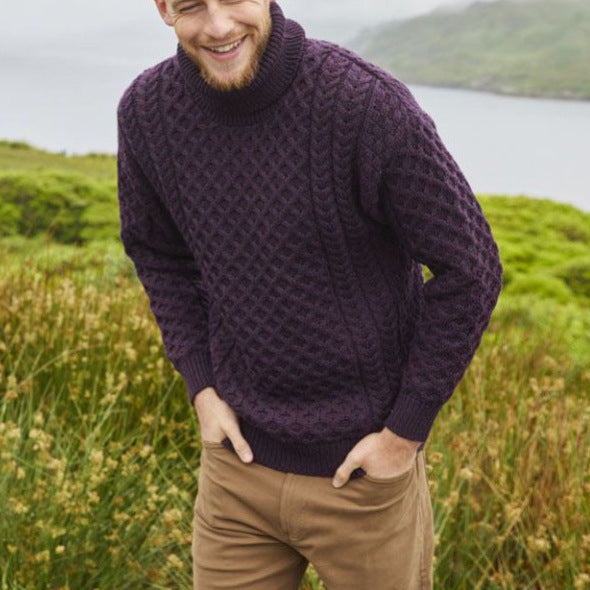 Men's knitted sweater with cable pattern and high collar Lisslune