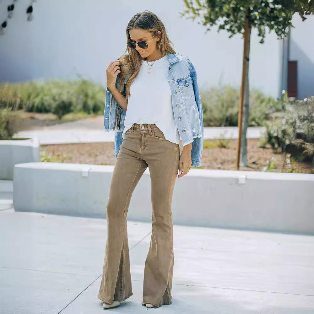 Women’s flared jeans in vintage style with a high waistband Lisslune