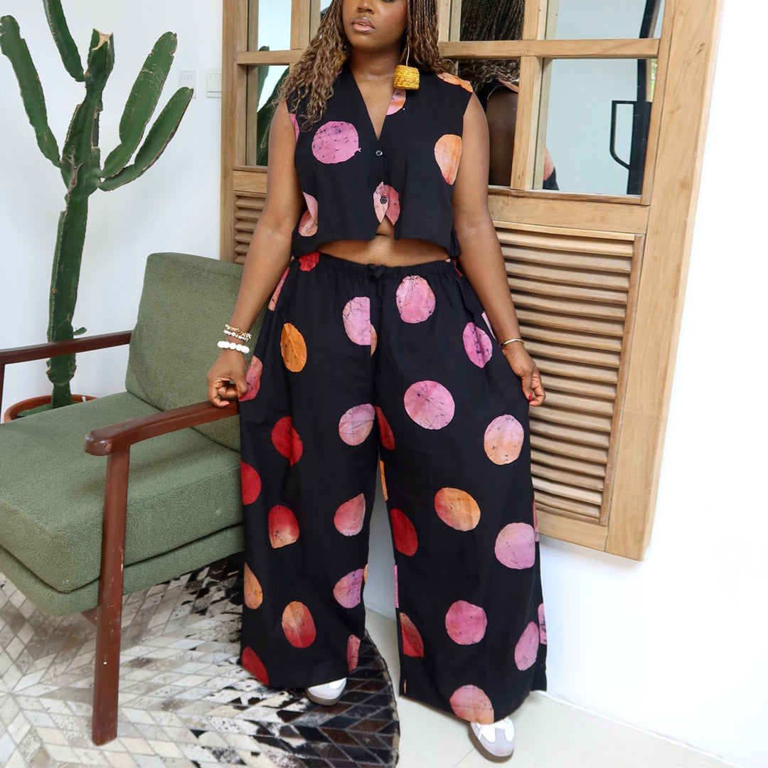 Ladies set with short-sleeved blouse and wide pants with polka dot design Lisslune