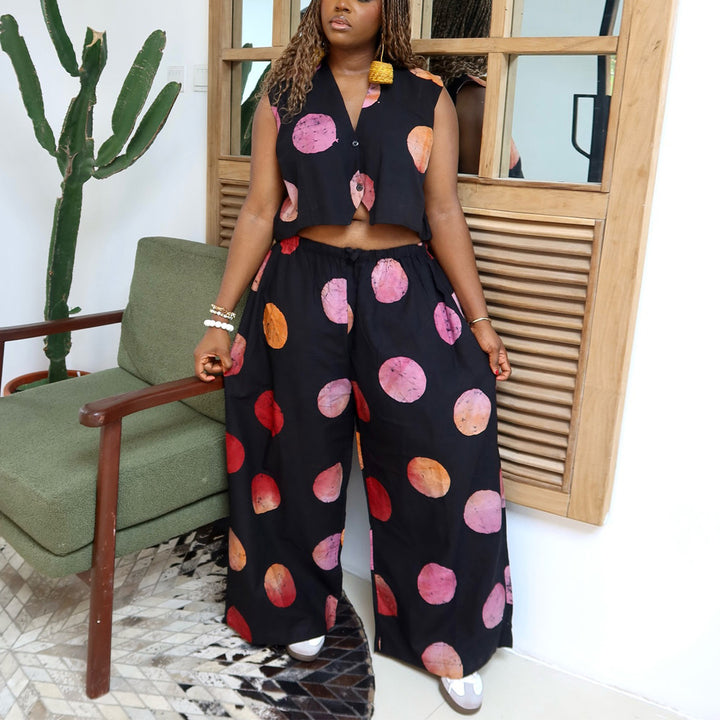 Ladies set with short-sleeved blouse and wide pants with polka dot design Lisslune