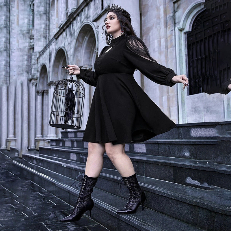Women's playful dress with heart-shaped neckline and transparent puff sleeves Lune London