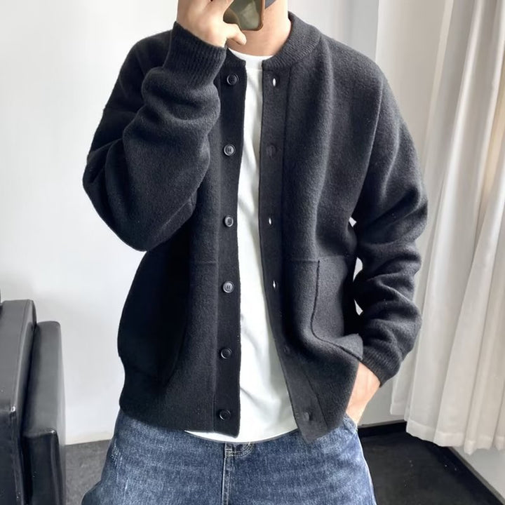 Men's comfortable knit cardigan with snap button closure and side pockets Lisslune