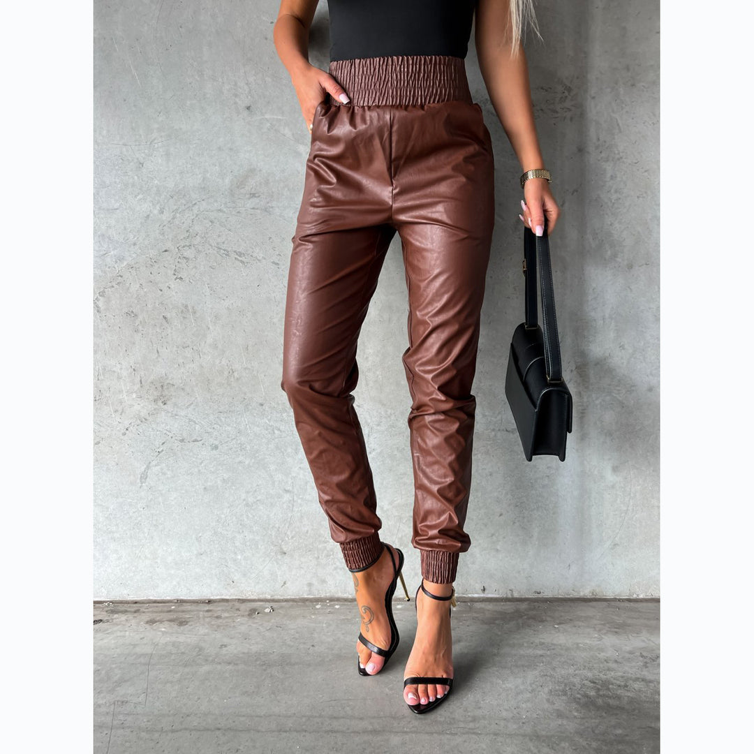 Women's synthetic leather pants with elastic waistband and slim fit Lune London