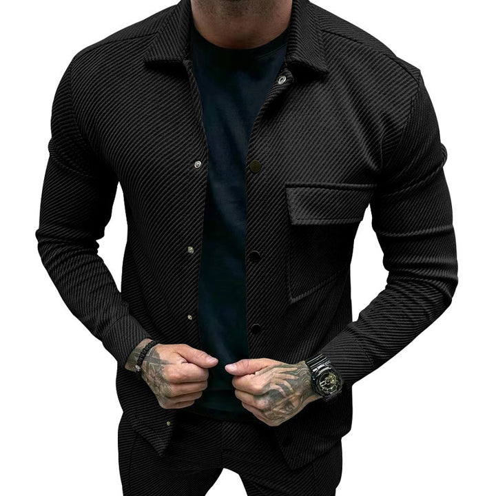 Men's elegant casual top with structured design and practical chest pocket Lisslune
