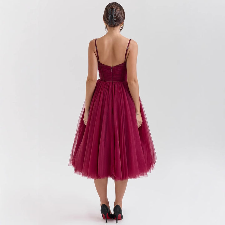 Ladies tulle dress with an elegant A-line silhouette and adjustable spaghetti straps Lisslune