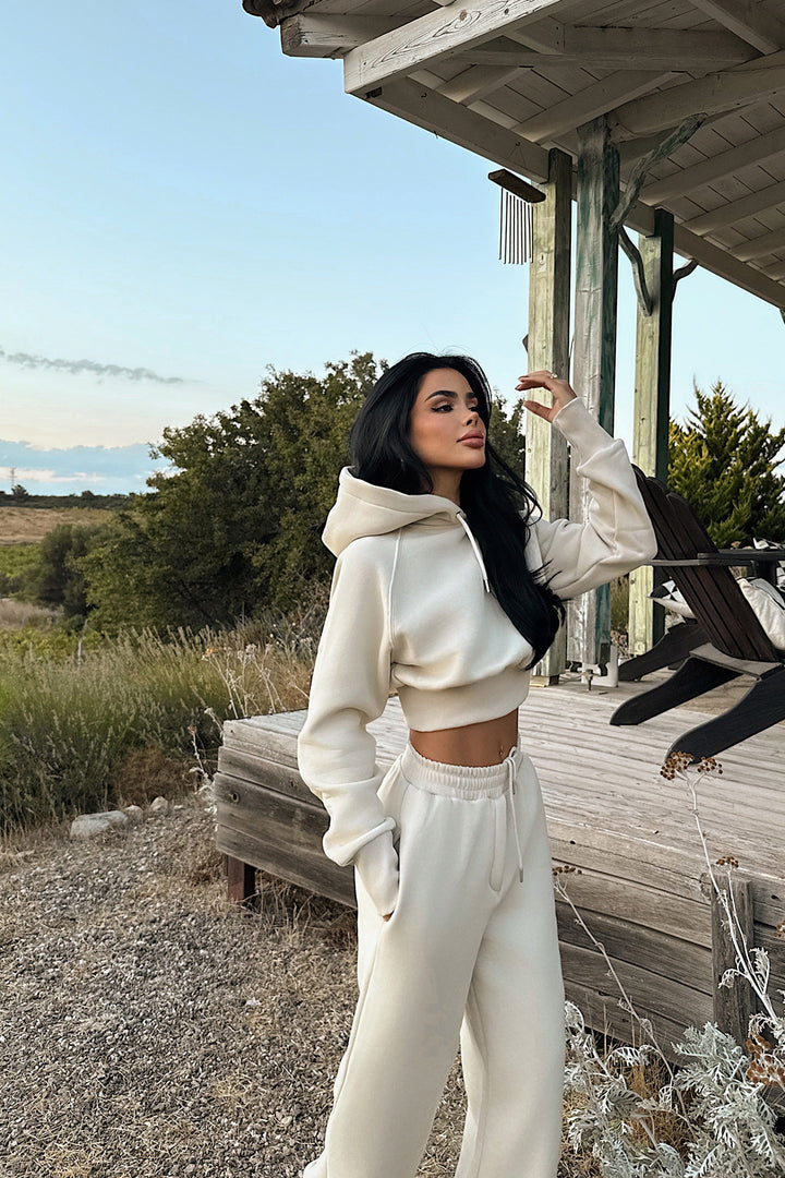 Women's stylish and comfortable cropped hoodie set with elastic waistband Lisslune