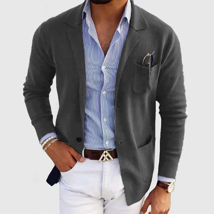 Men's elegant cardigan with subtle design and practical pockets Lisslune